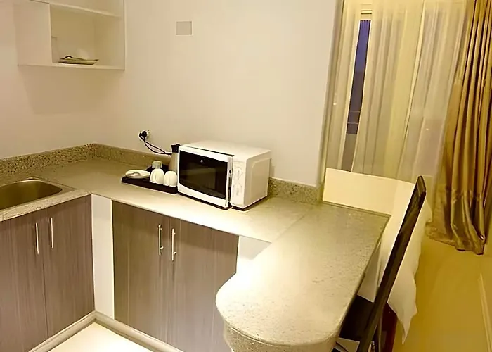 Aparthotel Regency Grand Manila