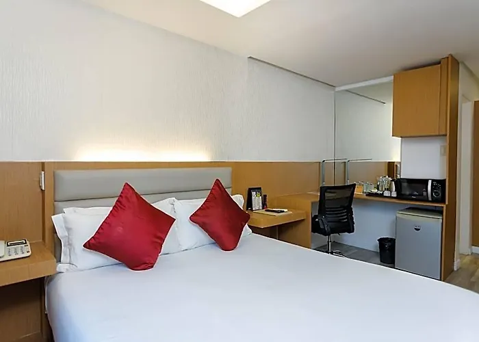 Aparthotel Regency Grand 3*